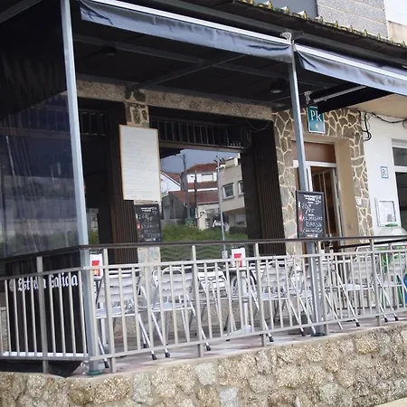 Residencia Airinos Guest house